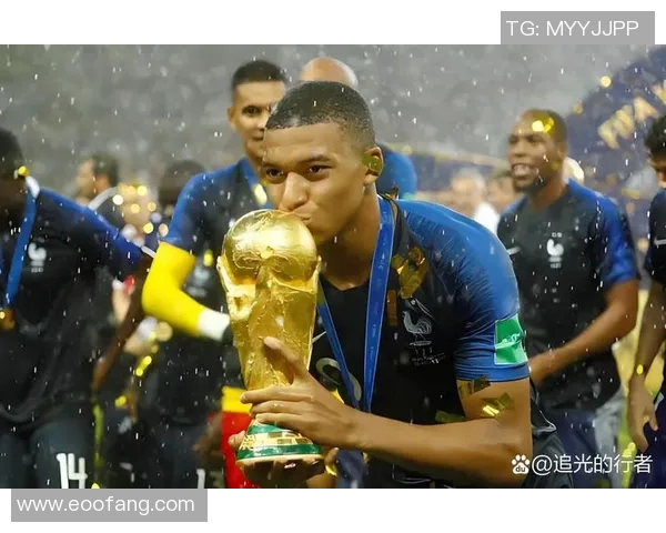 姆巴佩拒绝续约引发巴黎决策或今夏出售15亿欧元转会风波